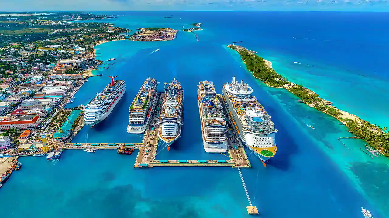 Royal Caribbean построит новый частный пляж на Багамах - Новости круизов