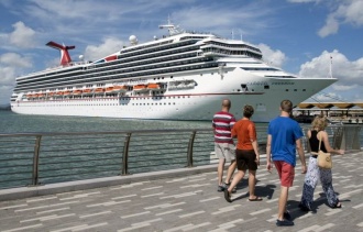Круизные лайнеры Carnival Cruise Line снова начнут плавать